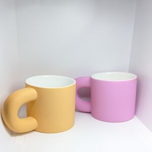 Set of 2 Chunky Ceramic Mugs - Yellow & Pink